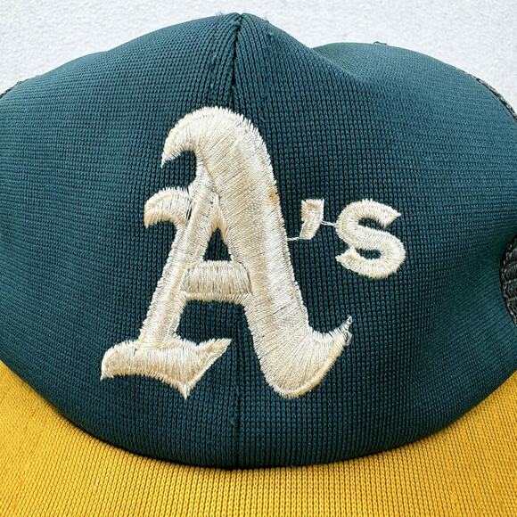 Vintage Oakland Athletics A's Hat One Size Adjustable Green Yellow Mesh Baseball - Picture 2 of 9